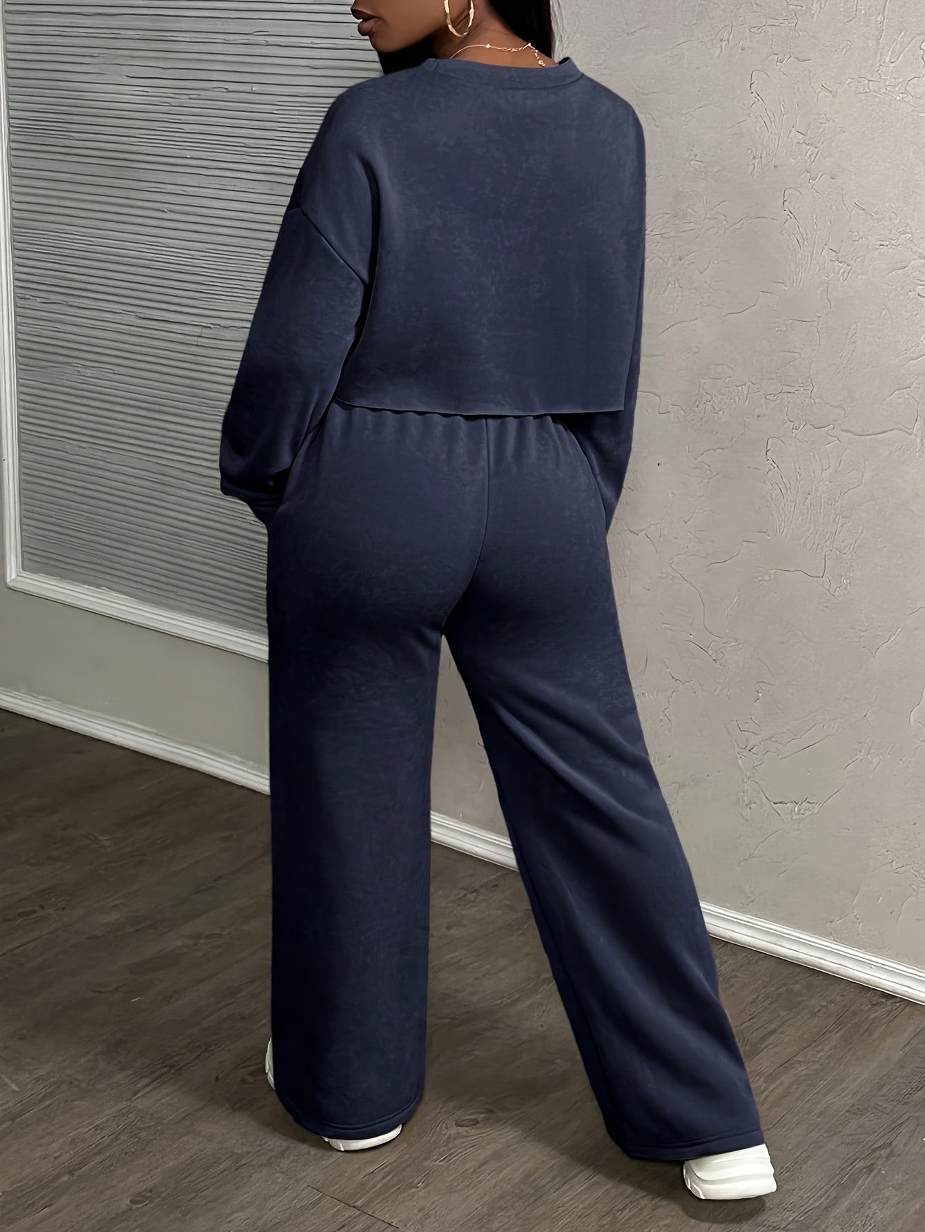 Vyraly Tracksuit