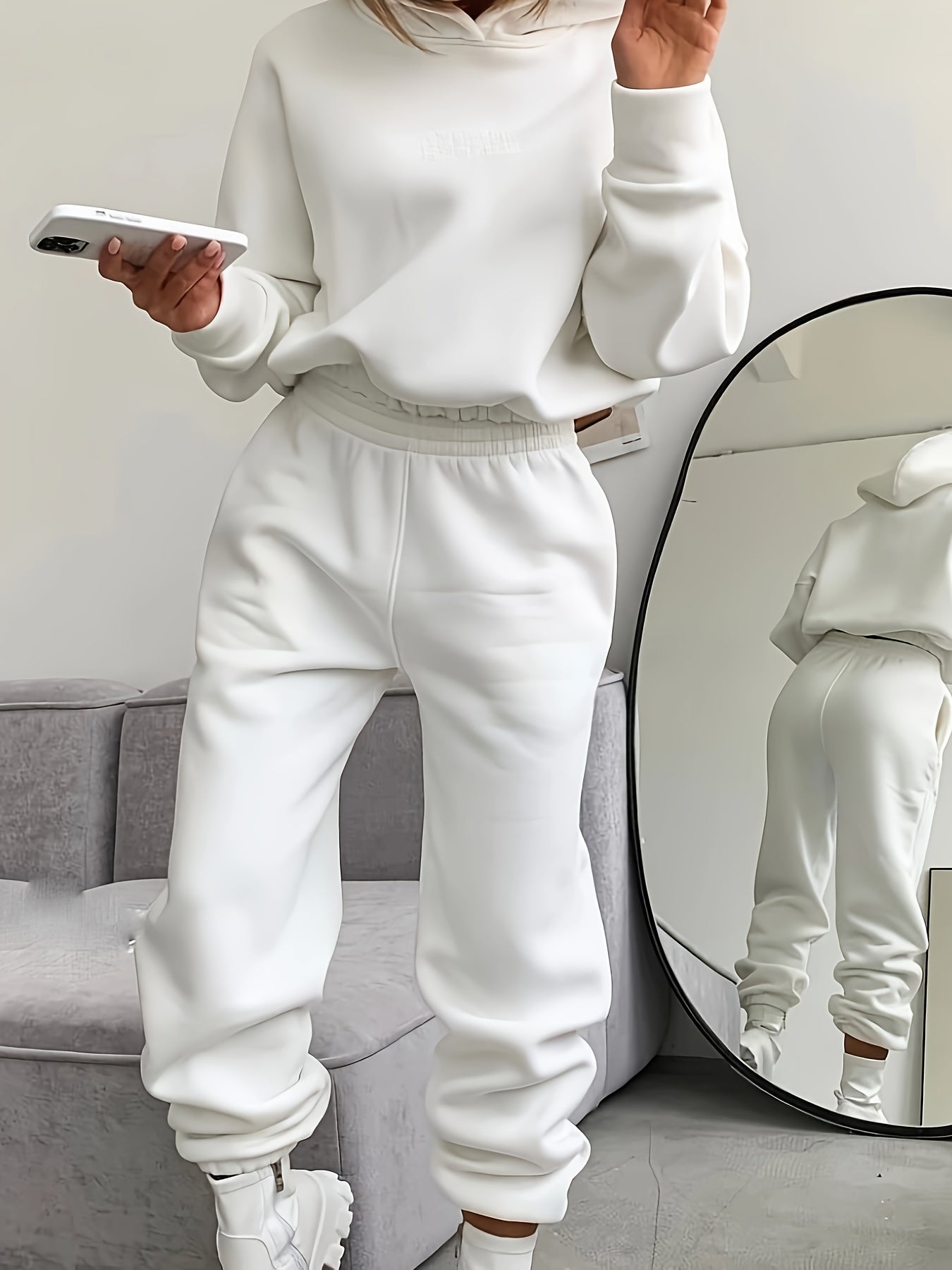 Vyraly Tracksuit