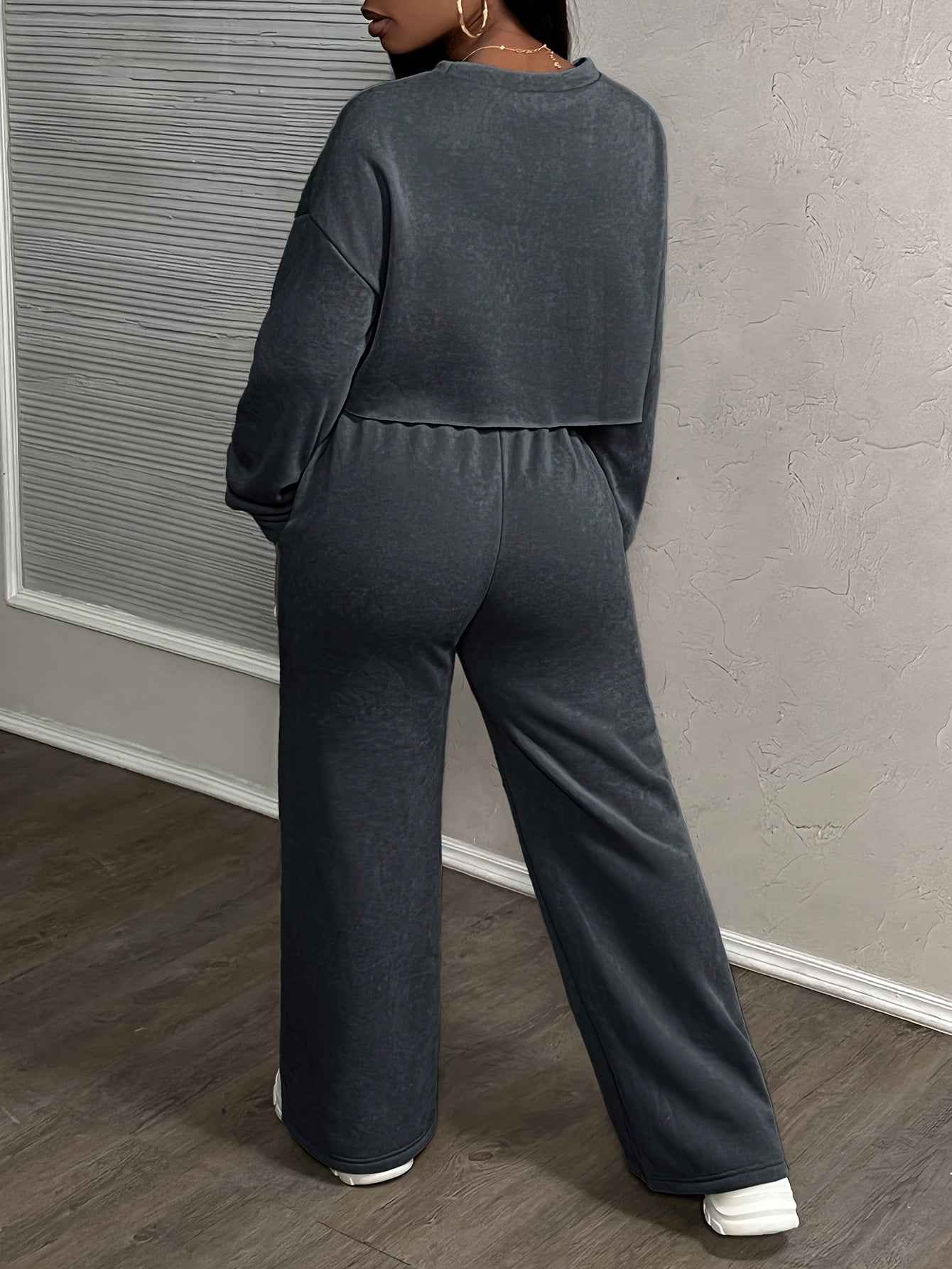 Vyraly Tracksuit