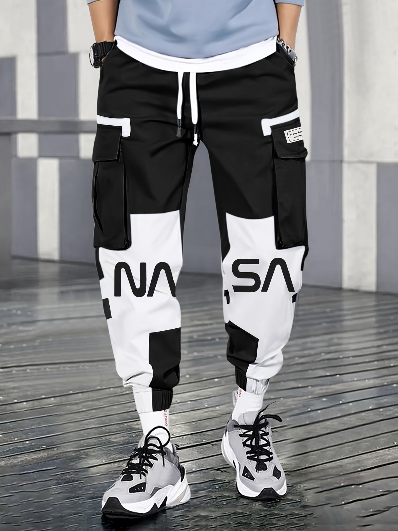Vyraly Jogger Trousers