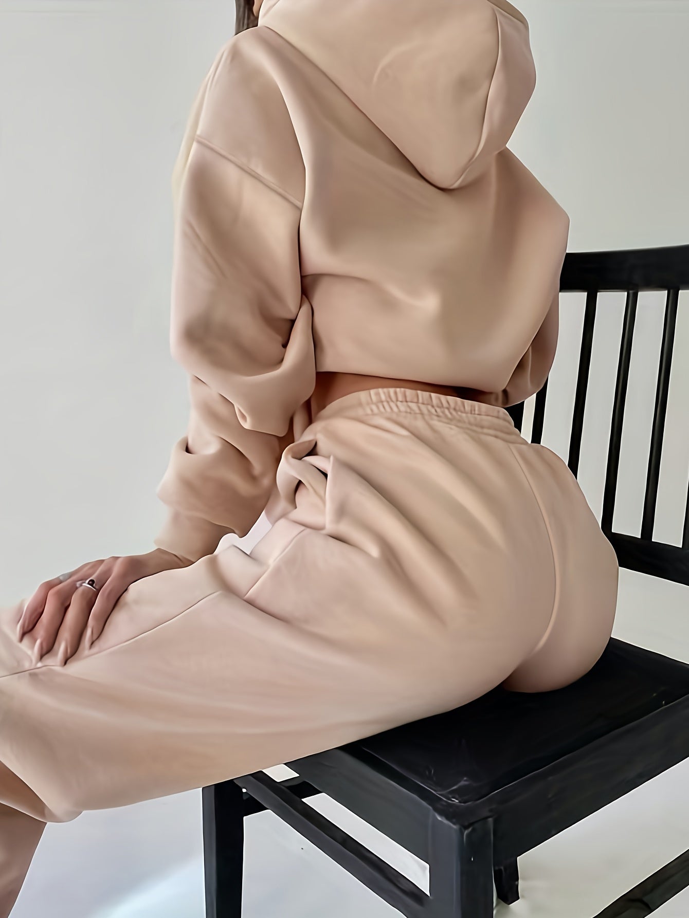 Vyraly Tracksuit