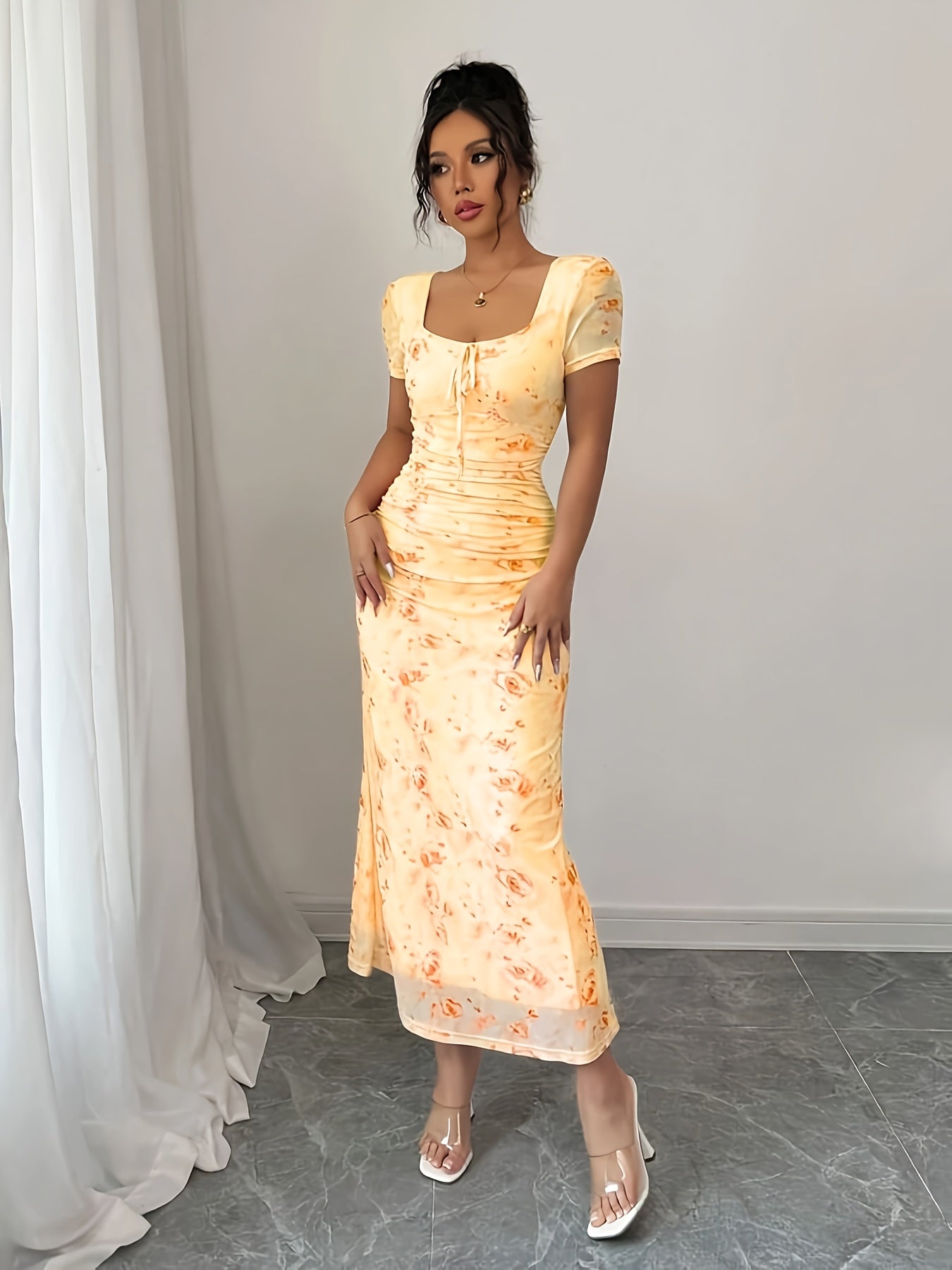 Vyraly Dress