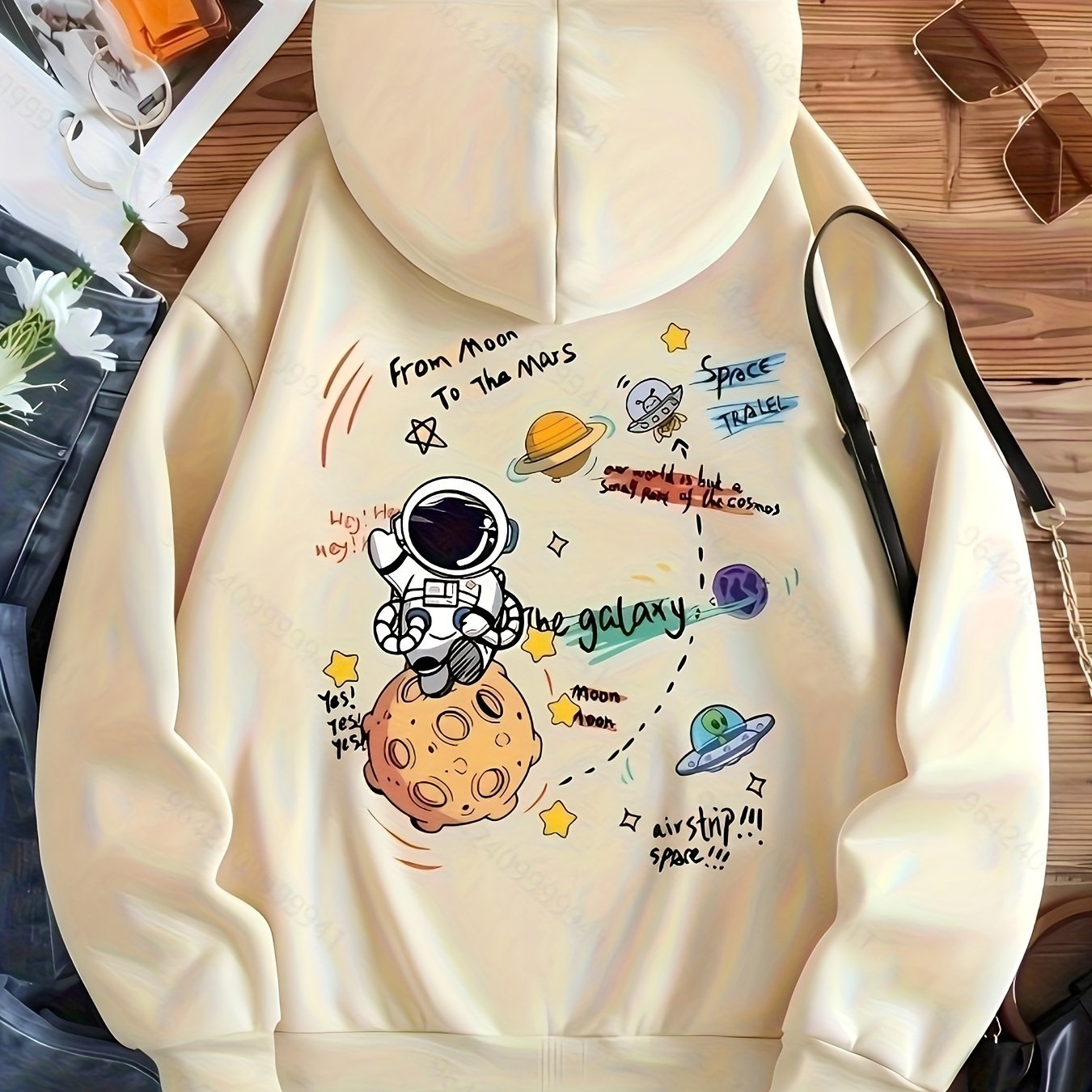Vyraly Sweatshirt
