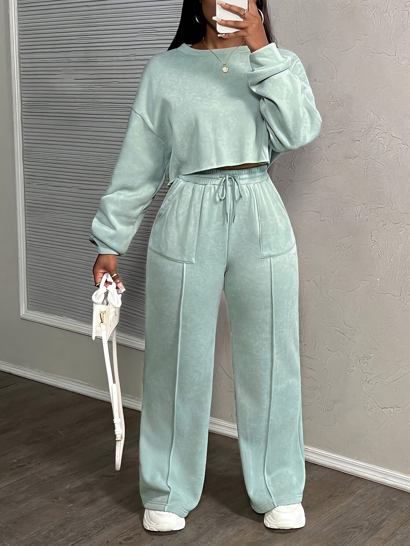 Vyraly Tracksuit