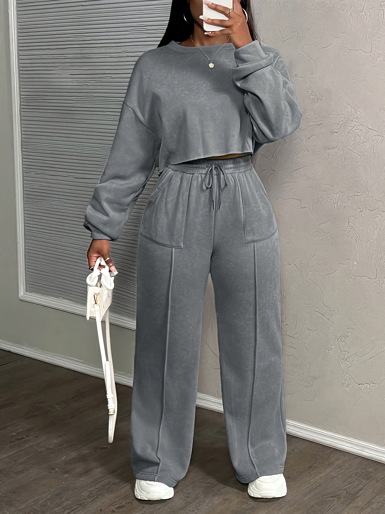 Vyraly Tracksuit