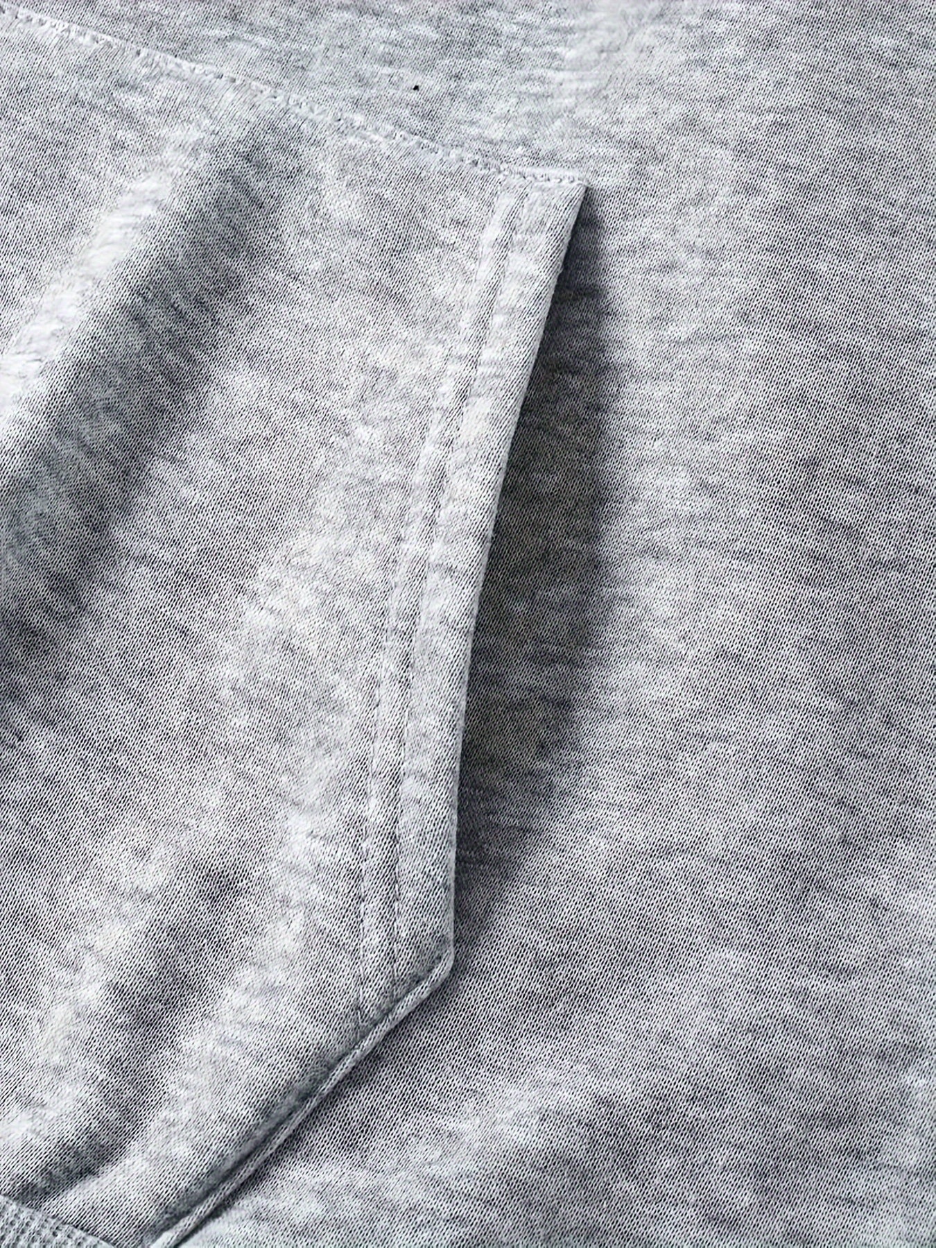 Vyraly Sweatshirt