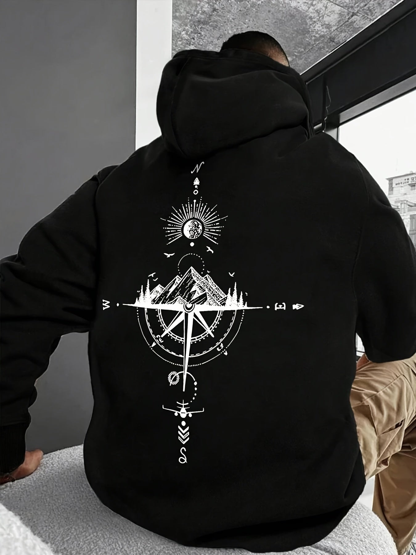 Vyraly Compass Rose Sweatshirt