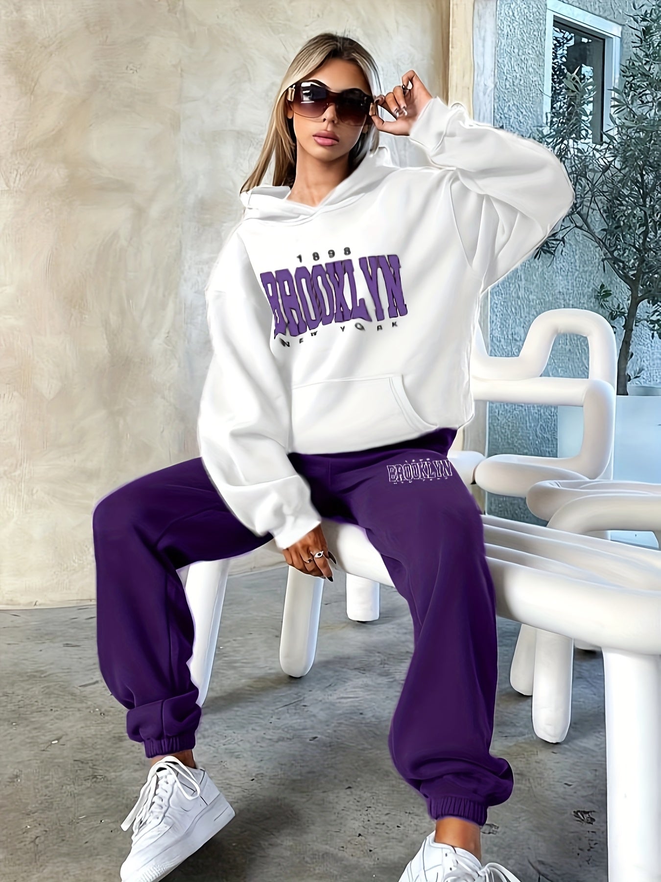 Vyraly Tracksuit